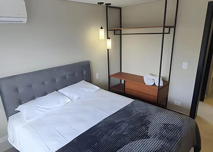 Ap Novo 2 Quartos/Ar Condicionado/Elevador/Piscina/Garagem