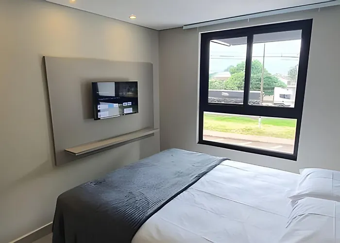 Ap Novo 2 Quartos/Ar Condicionado/Elevador/Piscina/Garagem