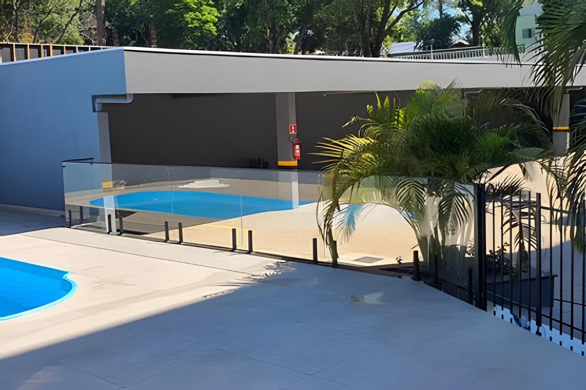 Ap Novo 2 Quartos/ar Condicionado/elevador/piscina/garagem * Foz do Iguacu